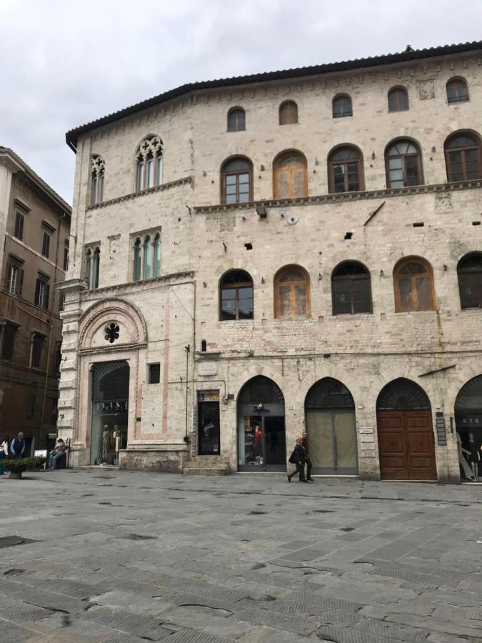 Umbrian Concierge - Duomo Accommodations Perugia Eksteriør billede
