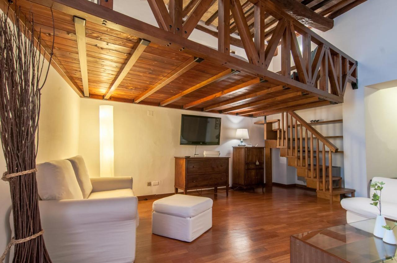 Umbrian Concierge - Duomo Accommodations Perugia Eksteriør billede